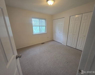 6 Driftwood Drive - Photo Thumbnail 16
