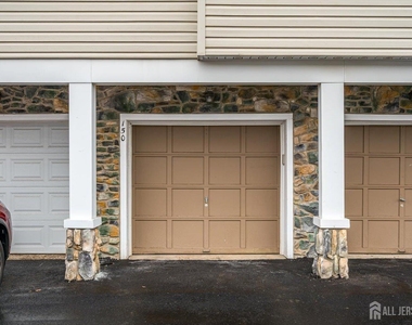 150 Prestwick Way - Photo Thumbnail 21
