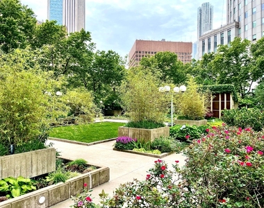 180 Park Row - Photo Thumbnail 13