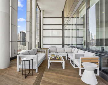 101 Warren Street - Photo Thumbnail 1