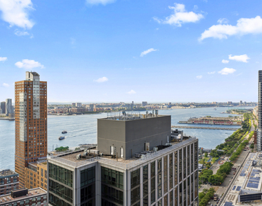 101 Warren Street - Photo Thumbnail 5