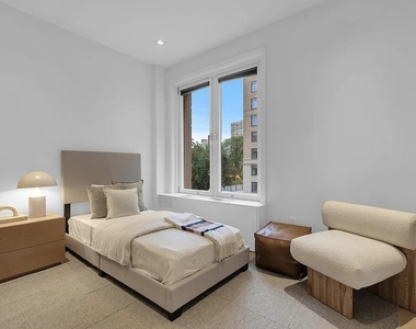 100 Central Park S - Photo Thumbnail 11