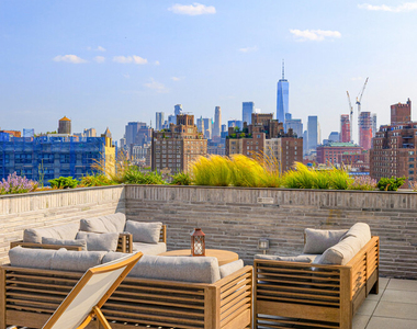 345 W 14th Street - Photo Thumbnail 17