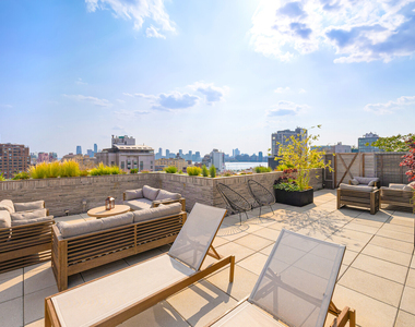 345 W 14th Street - Photo Thumbnail 16