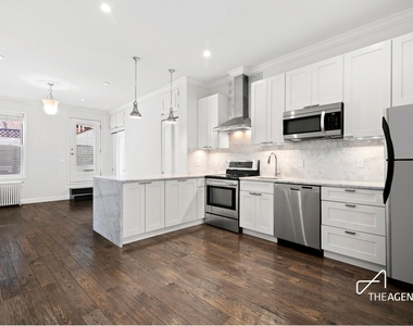 241 Bleecker Street - Photo Thumbnail 1