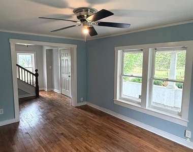 10860 Winchester Avenue - Photo Thumbnail 7