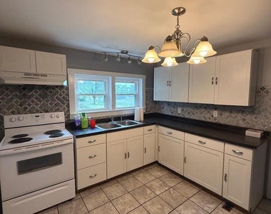 10860 Winchester Avenue - Photo Thumbnail 16