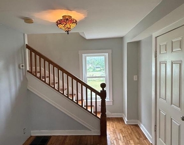 10860 Winchester Avenue - Photo Thumbnail 10