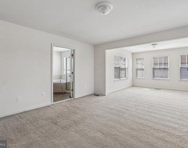 7 Castings Lane - Photo Thumbnail 24