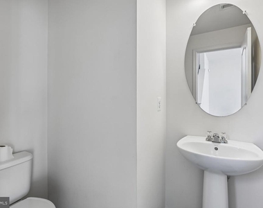 7 Castings Lane - Photo Thumbnail 38