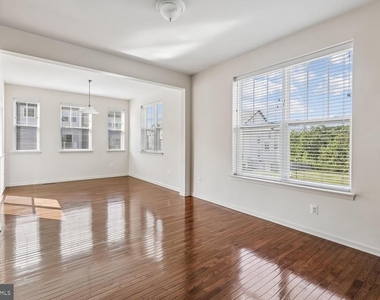7 Castings Lane - Photo Thumbnail 9