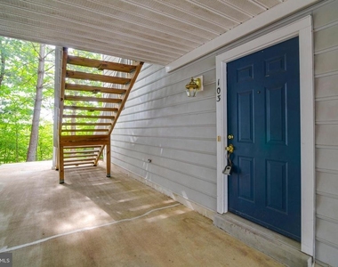 17045 Islip Loop - Photo Thumbnail 1