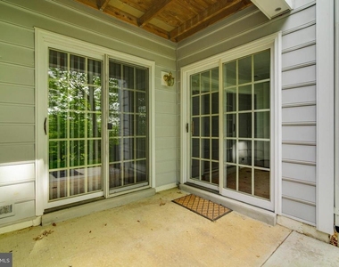 17045 Islip Loop - Photo Thumbnail 30