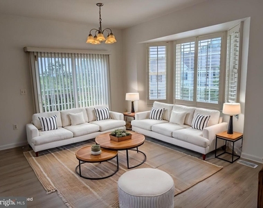 17289 Vaughn Lane - Photo Thumbnail 9