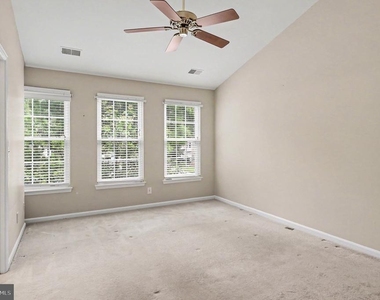 4872 Ebb Tide Court - Photo Thumbnail 19