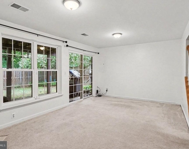 4872 Ebb Tide Court - Photo Thumbnail 11