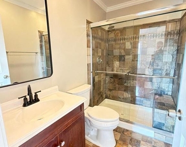 9253 Jessica Drive - Photo Thumbnail 12