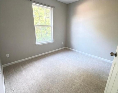 9253 Jessica Drive - Photo Thumbnail 15