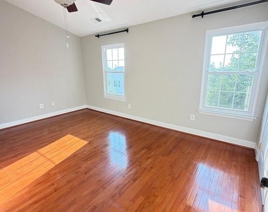9253 Jessica Drive - Photo Thumbnail 11