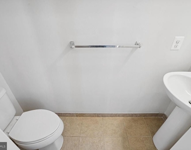 43085 Thoroughfare Gap Terrace - Photo Thumbnail 10