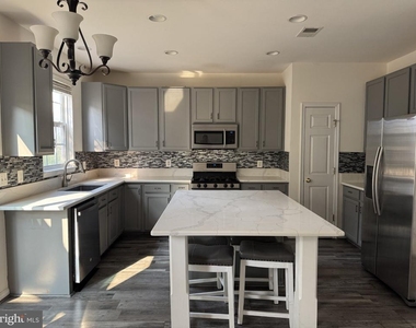 336 Baish Drive Se - Photo Thumbnail 4