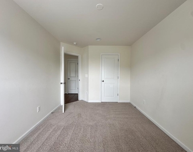 23451 Epperson Square - Photo Thumbnail 37