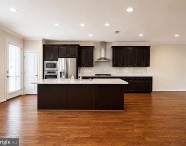 23451 Epperson Square - Photo Thumbnail 12