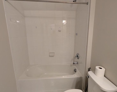23235 Milltown Knoll Square - Photo Thumbnail 24
