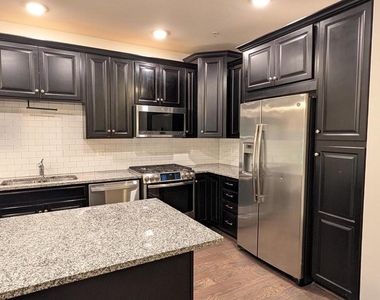 23235 Milltown Knoll Square - Photo Thumbnail 7
