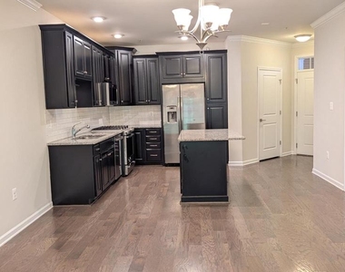 23235 Milltown Knoll Square - Photo Thumbnail 3