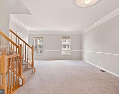 20413 Elm Grove Terrace - Photo Thumbnail 9