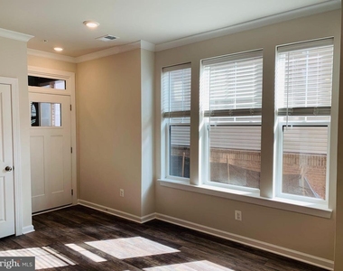 22486 Radford Point Terrace - Photo Thumbnail 1
