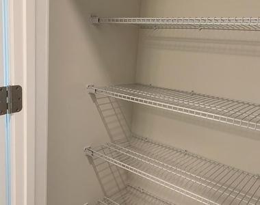 22486 Radford Point Terrace - Photo Thumbnail 24