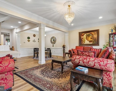 25128 Deerhurst Terrace - Photo Thumbnail 2