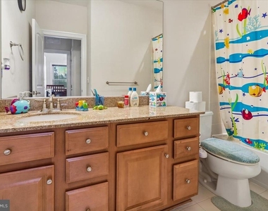 25128 Deerhurst Terrace - Photo Thumbnail 15