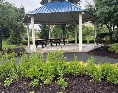 25128 Deerhurst Terrace - Photo Thumbnail 31