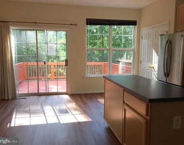 21511 Welby Terrace - Photo Thumbnail 4