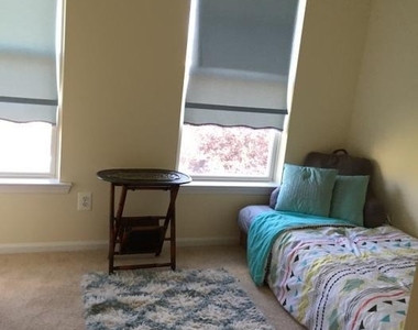 21511 Welby Terrace - Photo Thumbnail 12
