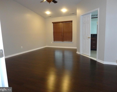 25625 Anthem Terrace - Photo Thumbnail 22