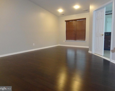 25625 Anthem Terrace - Photo Thumbnail 21