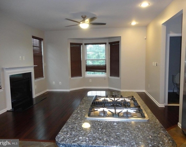 25625 Anthem Terrace - Photo Thumbnail 15