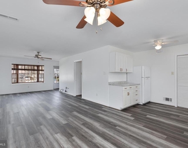 4114 Lees Corner Road - Photo Thumbnail 7