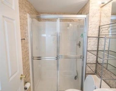 8359 Regal Oak Court - Photo Thumbnail 29