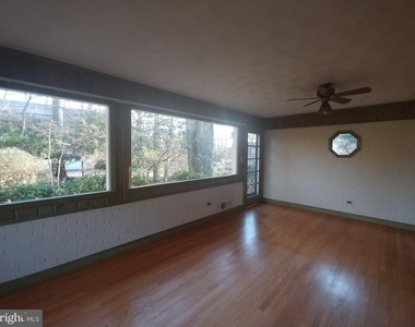 1429 Laburnum Street - Photo Thumbnail 13