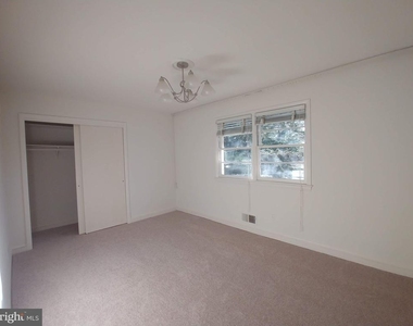 1429 Laburnum Street - Photo Thumbnail 14