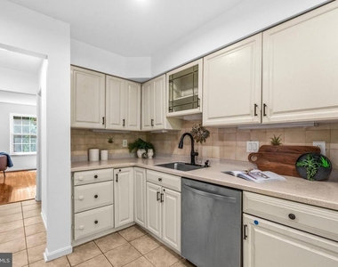 3979 Burning Bush Court - Photo Thumbnail 7