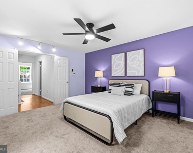 3979 Burning Bush Court - Photo Thumbnail 15