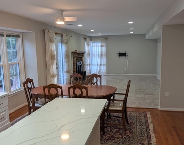 9601 Woodedge Drive - Photo Thumbnail 4