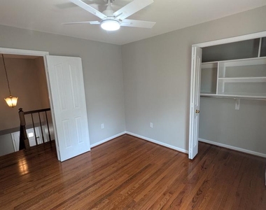 9601 Woodedge Drive - Photo Thumbnail 22