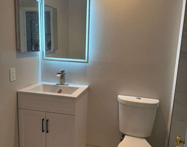 9601 Woodedge Drive - Photo Thumbnail 14